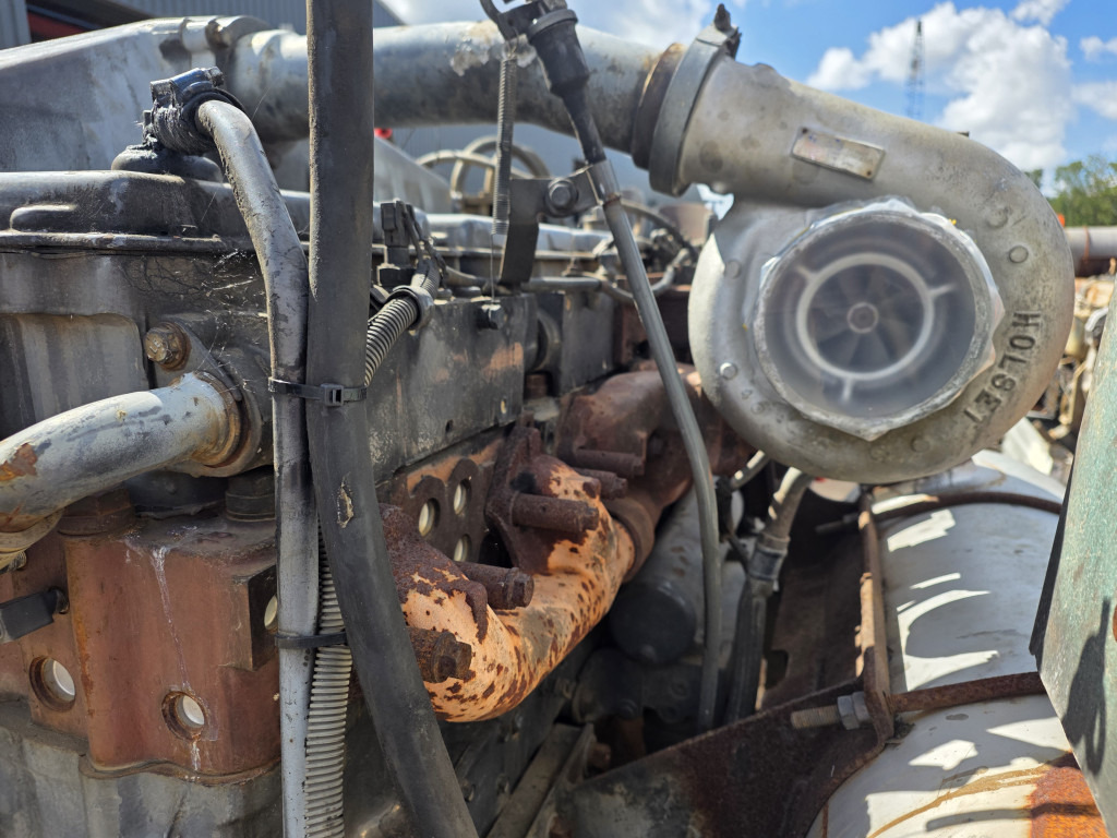 Hitachi N14C - Engine for Construction machinery: picture 1 Hitachi N14C - Engine for Construction machinery: picture 1