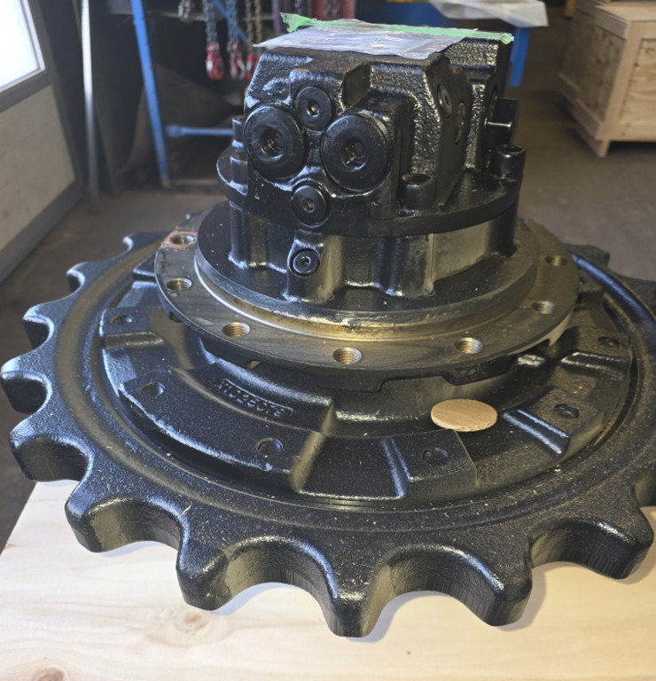 Hitachi YD60000921 - 4448342 - Final drive for Construction machinery: picture 4 Hitachi YD60000921 - 4448342 - Final drive for Construction machinery: picture 4