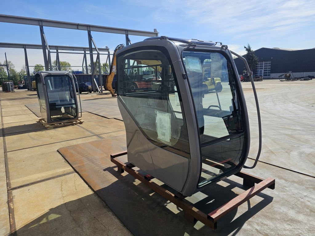 Hitachi ZX-1 Short Swing - 9223105 - Cab for Construction machinery: picture 3 Hitachi ZX-1 Short Swing - 9223105 - Cab for Construction machinery: picture 3
