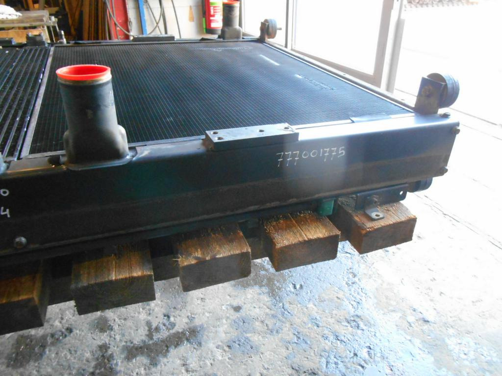 Liebherr R954C EW - - Radiator for Construction machinery: picture 4 Liebherr R954C EW - - Radiator for Construction machinery: picture 4