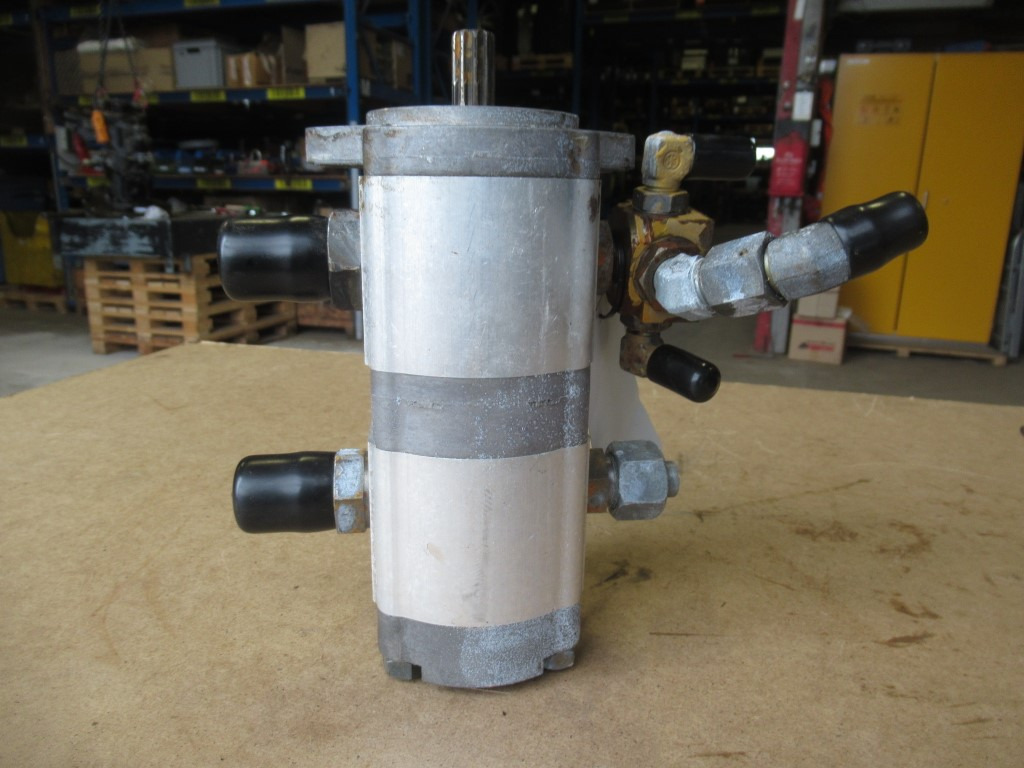 Zexel 307012-3610 - - Hydraulic pump for Construction machinery: picture 2 Zexel 307012-3610 - - Hydraulic pump for Construction machinery: picture 2