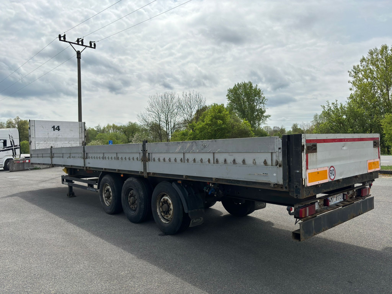 KÖGEL SN 24 - Dropside/ Flatbed semi-trailer: picture 5 KÖGEL SN 24 - Dropside/ Flatbed semi-trailer: picture 5