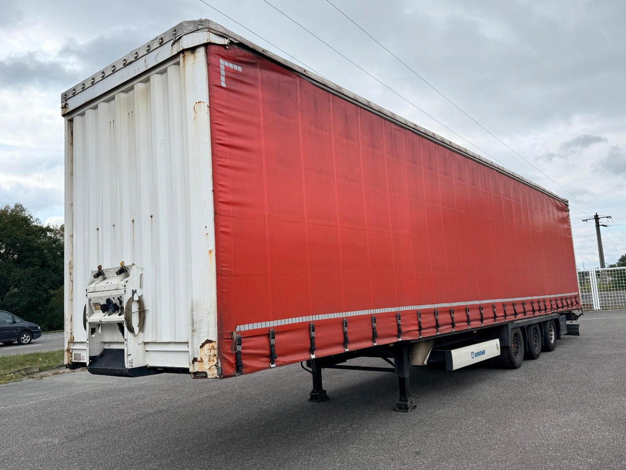 Krone SD - Curtainsider semi-trailer: picture 1 Krone SD - Curtainsider semi-trailer: picture 1