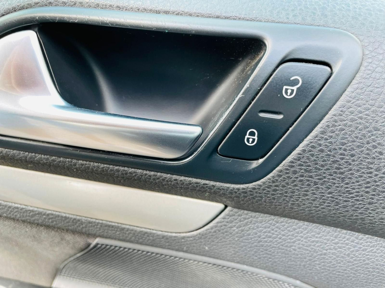 Car Volkswagen Golf VI Variant Trendline: picture 15