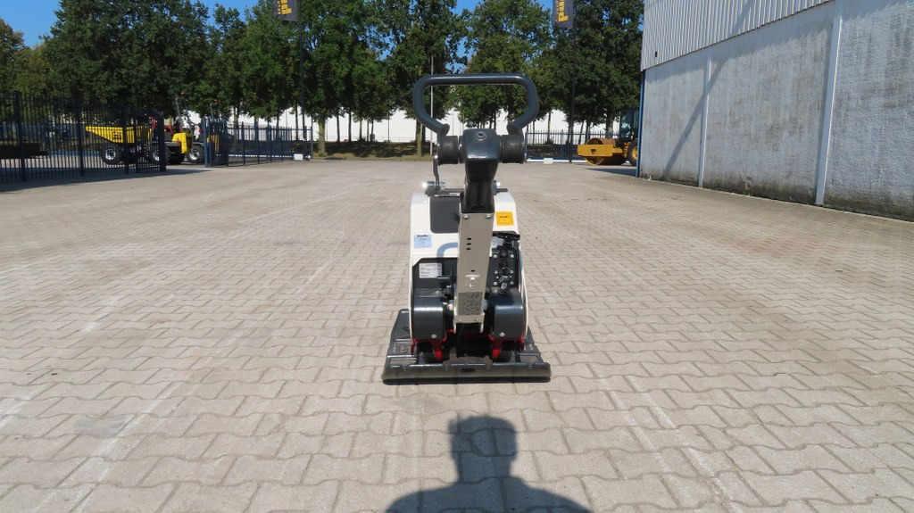 Dynapac DRP25D - Vibratory plate: picture 3 Dynapac DRP25D - Vibratory plate: picture 3