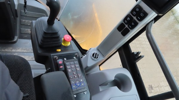 Compactor Volvo SD 135 B: picture 11