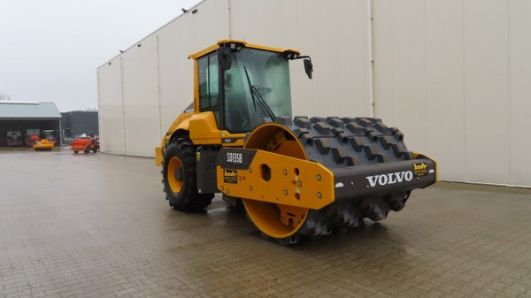 Compactor Volvo SD 135 B: picture 8