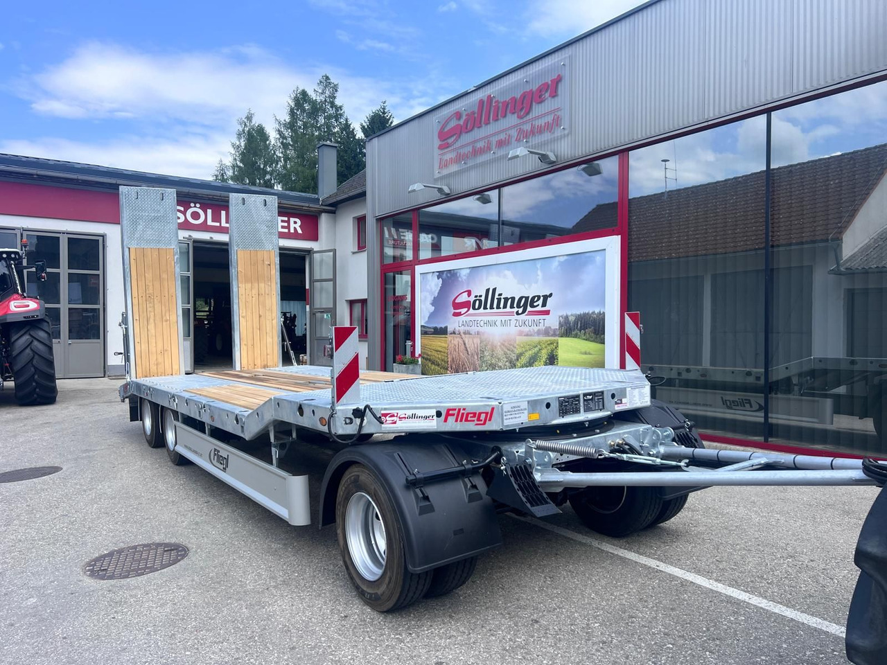 Fliegl Fliegl Tieflader DTL 300 AGRAR - Low loader trailer: picture 1 Fliegl Fliegl Tieflader DTL 300 AGRAR - Low loader trailer: picture 1