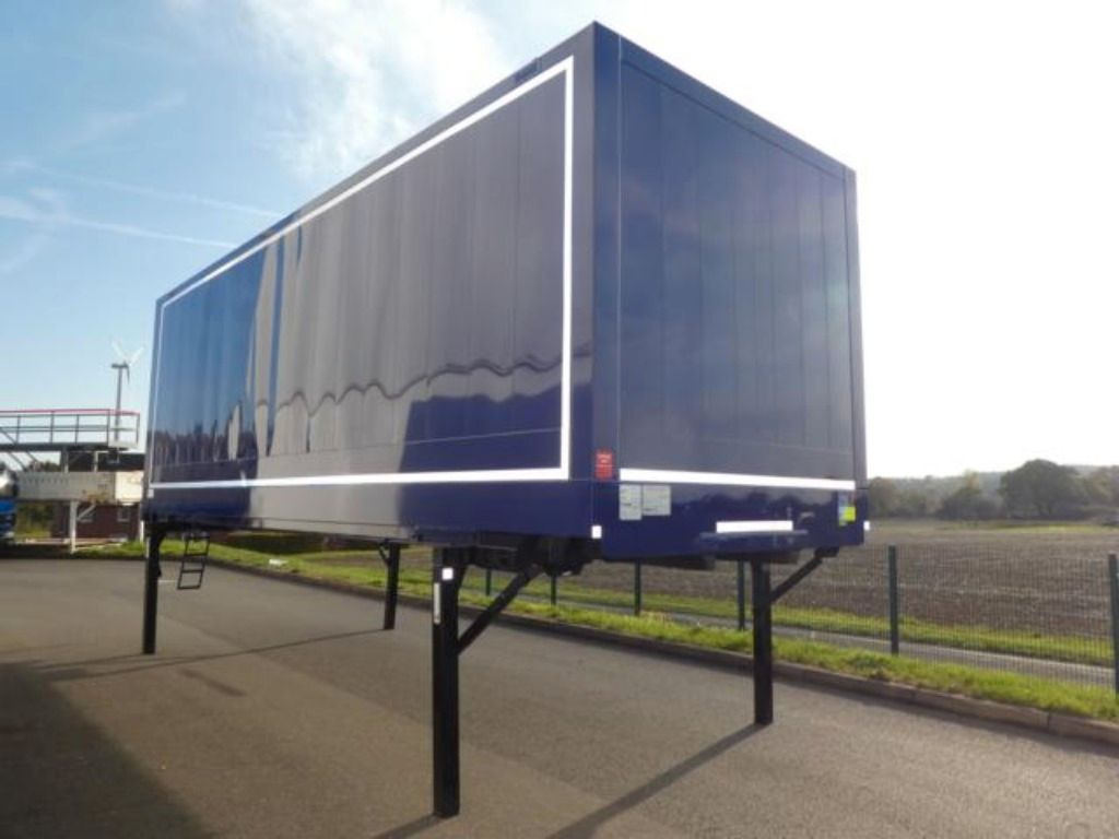 Krone Heck Alu.- Rolltor Krone Heck Alu.- Rolltor - Swap body - box: picture 2 Krone Heck Alu.- Rolltor Krone Heck Alu.- Rolltor - Swap body - box: picture 2