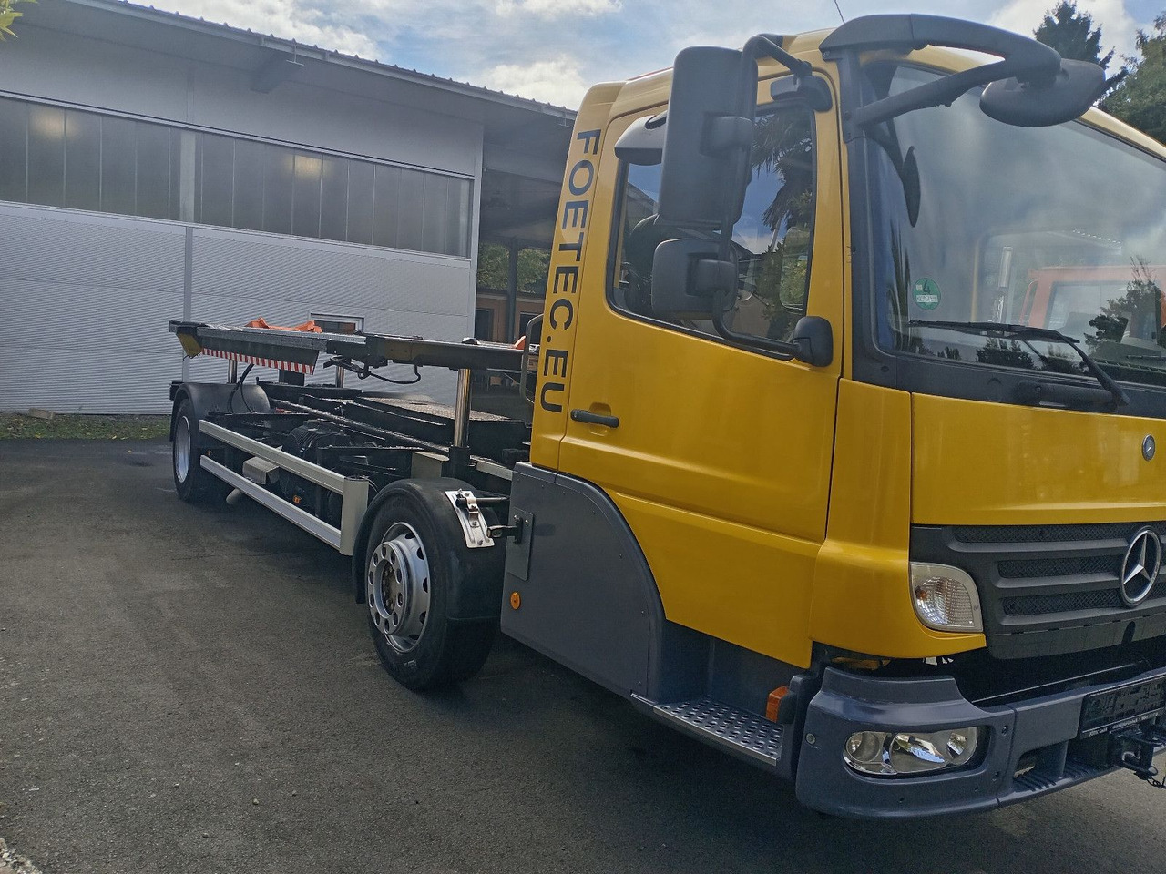 Mercedes-Benz Kamag Wiesel / WBH25 / KB3793 / mit Ganrantie - Container transporter/ Swap body truck: picture 3 Mercedes-Benz Kamag Wiesel / WBH25 / KB3793 / mit Ganrantie - Container transporter/ Swap body truck: picture 3