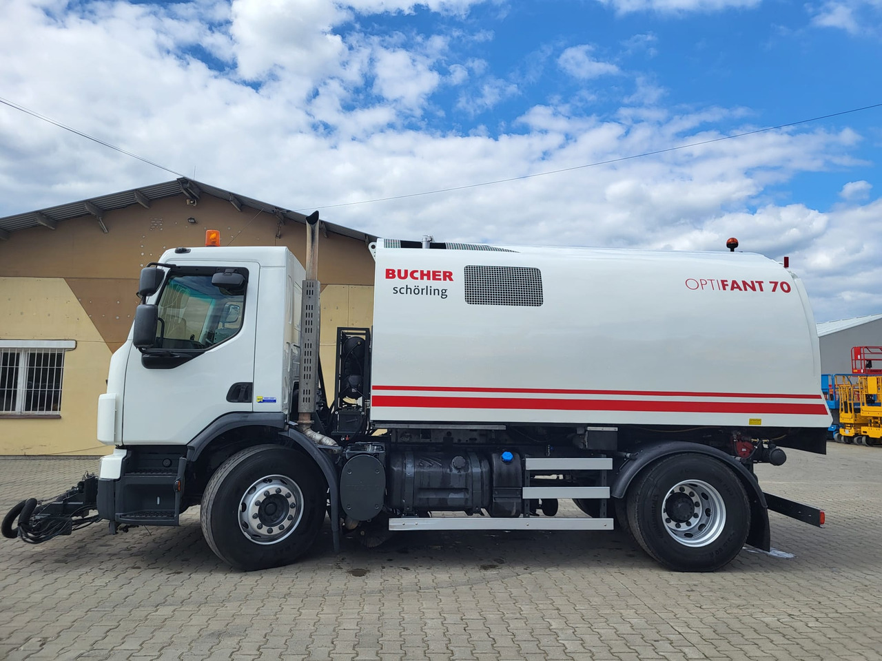 Leasing of Volvo FE 320 two engines Volvo FE 320 two engines: picture 8