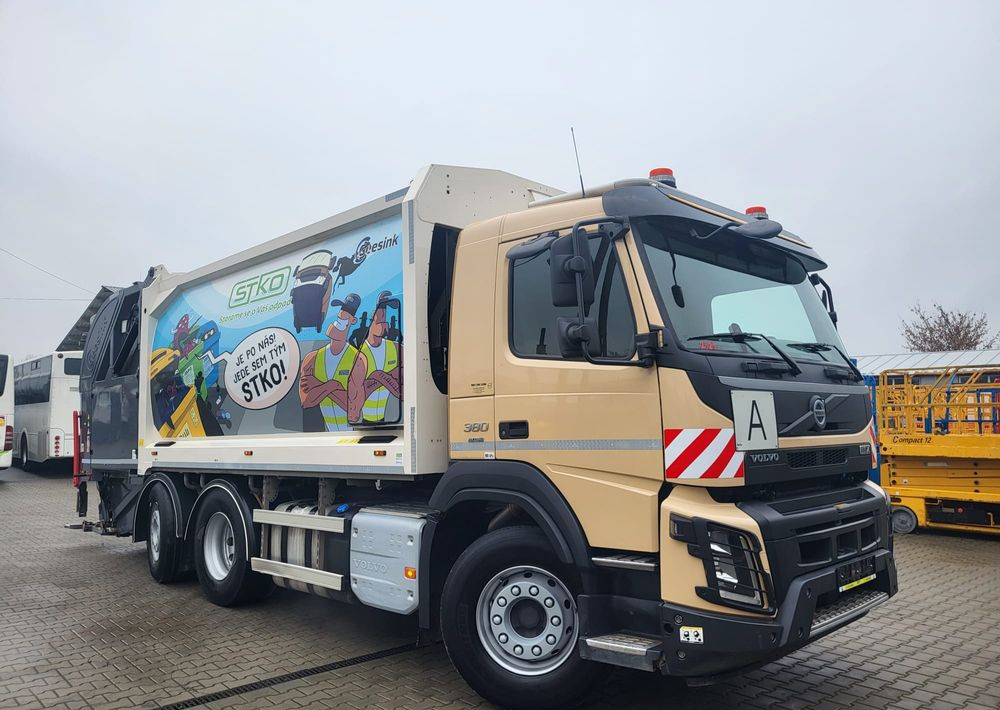 Volvo FMX 380 - Garbage truck: picture 3 Volvo FMX 380 - Garbage truck: picture 3
