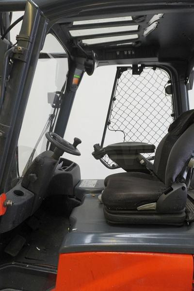 Linde E 20 PH 386 - Electric forklift: picture 3 Linde E 20 PH 386 - Electric forklift: picture 3
