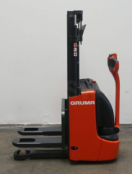 Linde L 10 1172 - Stacker: picture 3 Linde L 10 1172 - Stacker: picture 3