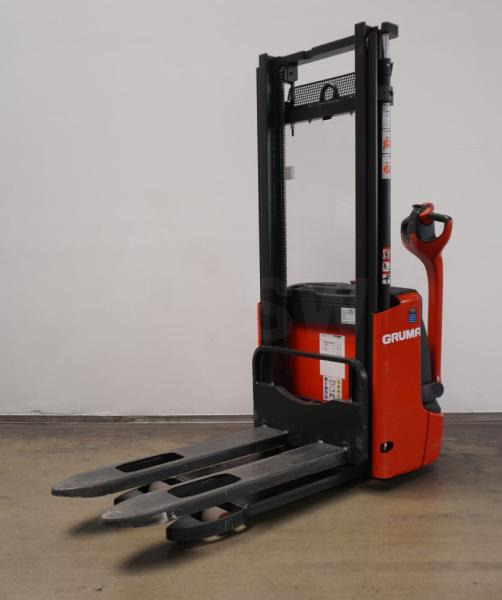 Linde L 12 1172 - Stacker: picture 2 Linde L 12 1172 - Stacker: picture 2