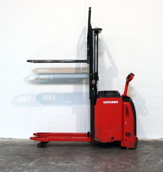 Linde L 14 L ION 133 - Stacker: picture 4 Linde L 14 L ION 133 - Stacker: picture 4