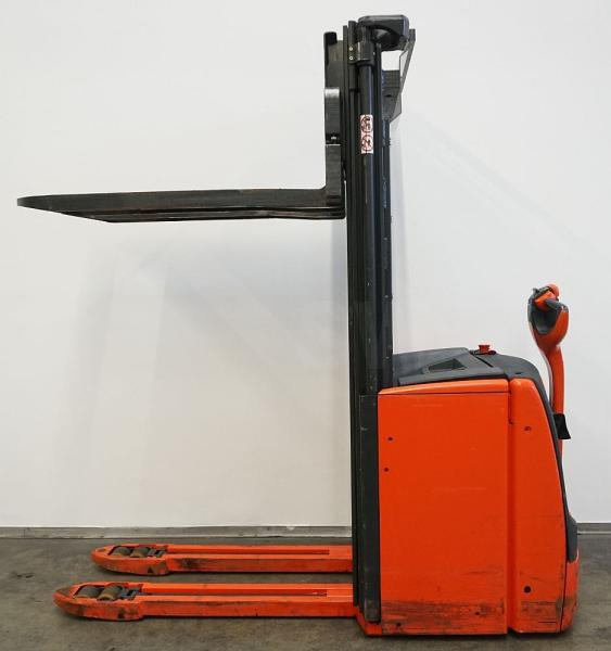 Linde L 20 i 1173 - Stacker: picture 3 Linde L 20 i 1173 - Stacker: picture 3