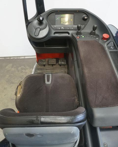Linde R 14 1120-01 - Reach truck: picture 3 Linde R 14 1120-01 - Reach truck: picture 3