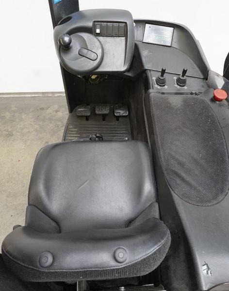 Linde R 14 115 - Reach truck: picture 3 Linde R 14 115 - Reach truck: picture 3