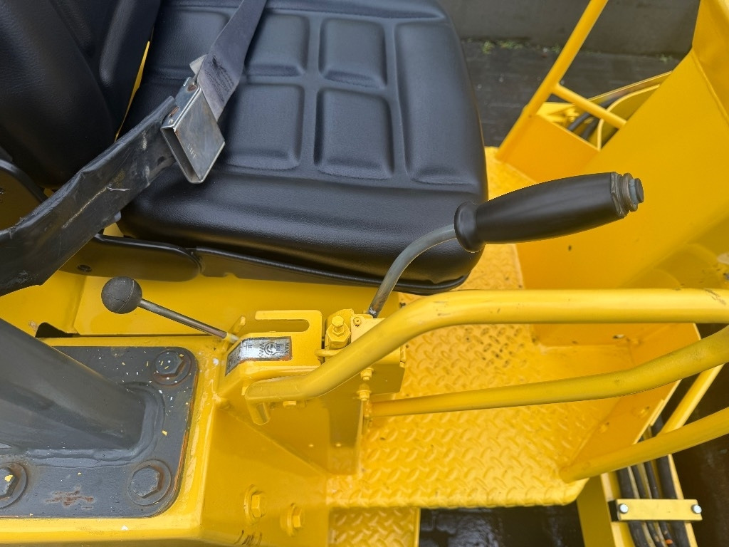 Bomag BW 124 D - Compactor: picture 5 Bomag BW 124 D - Compactor: picture 5