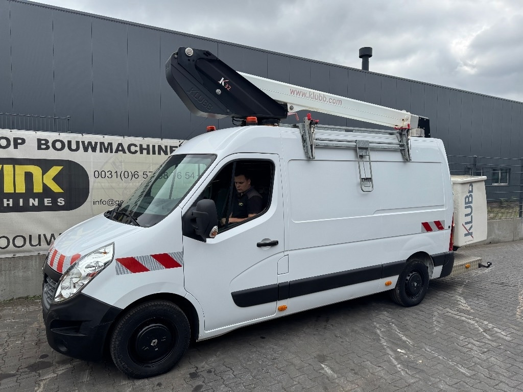Renault KL 32 - Truck mounted aerial platform: picture 1 Renault KL 32 - Truck mounted aerial platform: picture 1