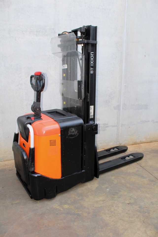 BT SPE 125 L - Stacker: picture 3 BT SPE 125 L - Stacker: picture 3