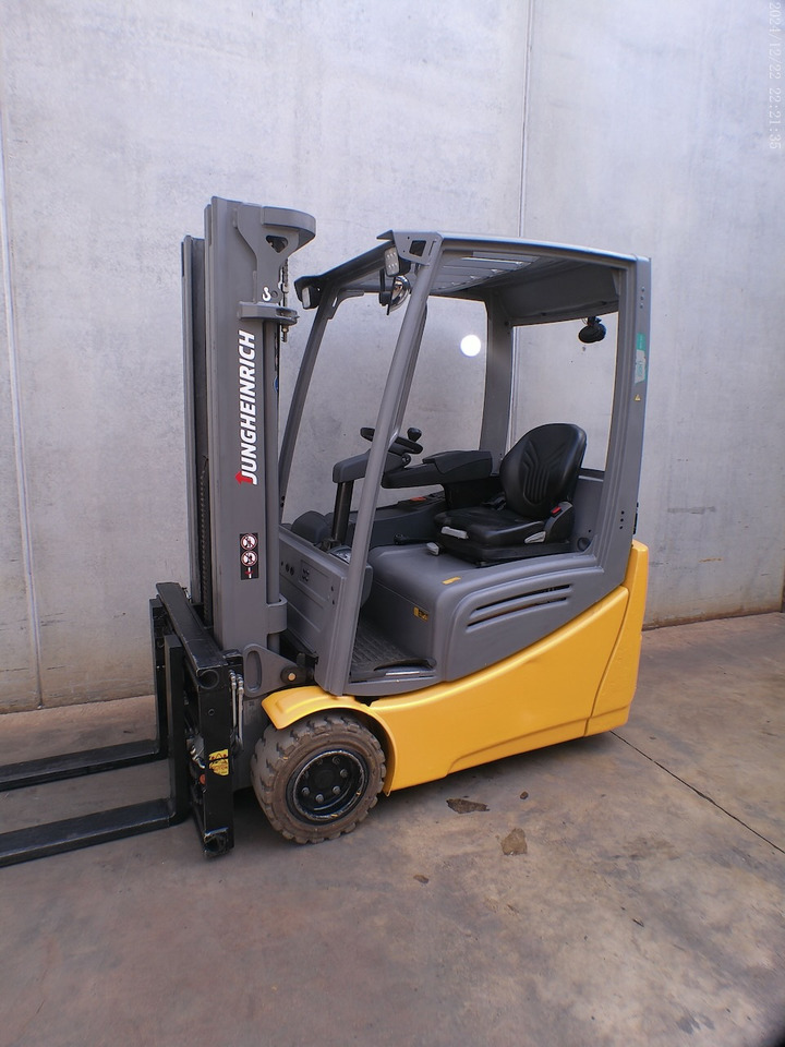Jungheinrich EFG 218k 440DZ Li-Ion - Electric forklift: picture 3 Jungheinrich EFG 218k 440DZ Li-Ion - Electric forklift: picture 3