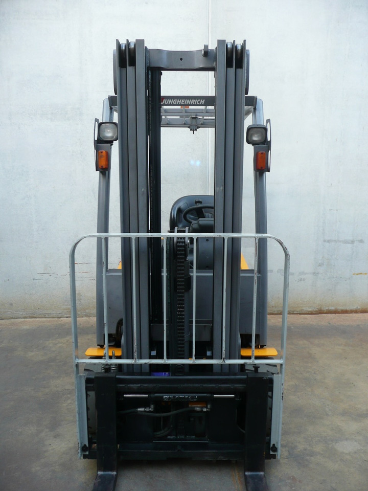 Jungheinrich EFG 320n 480 DZ - Electric forklift: picture 5 Jungheinrich EFG 320n 480 DZ - Electric forklift: picture 5