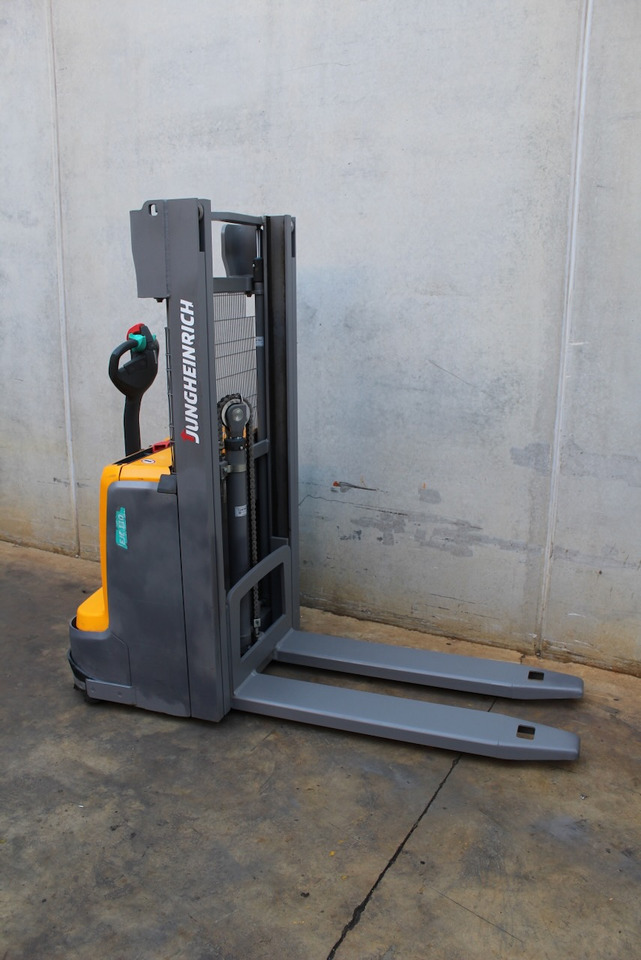 Jungheinrich EJC 110 250 ZZ - Stacker: picture 4 Jungheinrich EJC 110 250 ZZ - Stacker: picture 4
