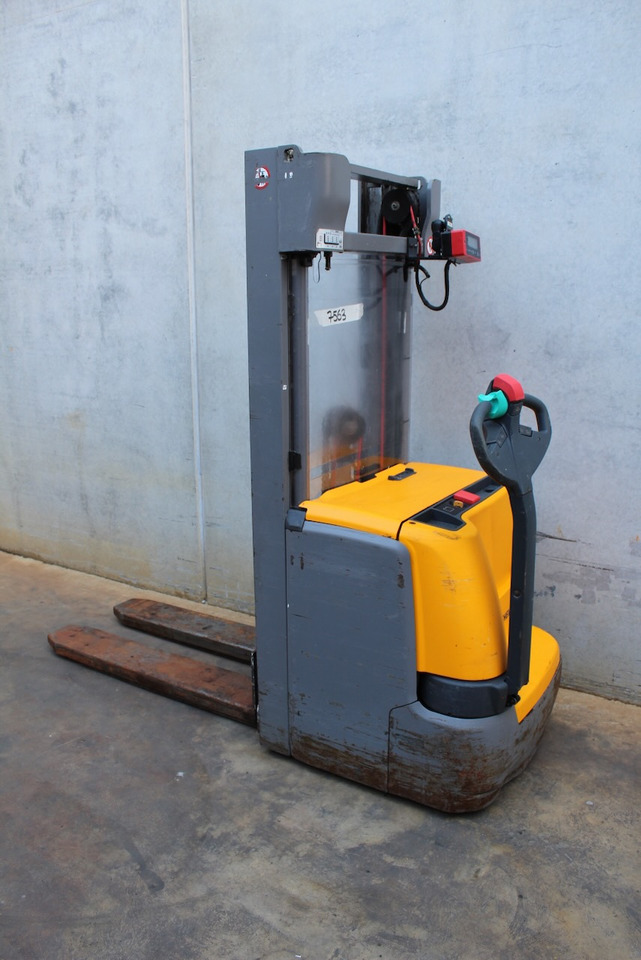 Jungheinrich EJC 214 430 DZ - Stacker: picture 1 Jungheinrich EJC 214 430 DZ - Stacker: picture 1