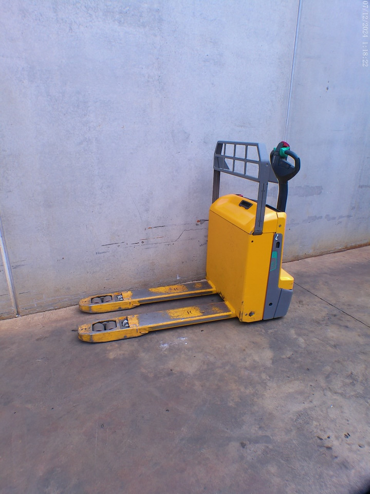 Jungheinrich EJE 116 LI-ION - Pallet truck: picture 2 Jungheinrich EJE 116 LI-ION - Pallet truck: picture 2