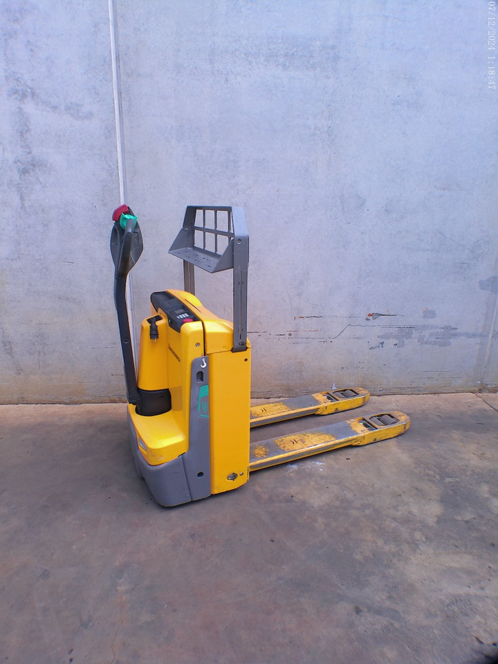 Jungheinrich EJE 116 LI-ION - Pallet truck: picture 3 Jungheinrich EJE 116 LI-ION - Pallet truck: picture 3