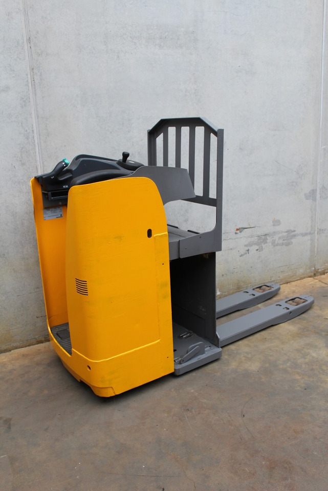 Jungheinrich ESE 120 - Pallet truck: picture 3 Jungheinrich ESE 120 - Pallet truck: picture 3