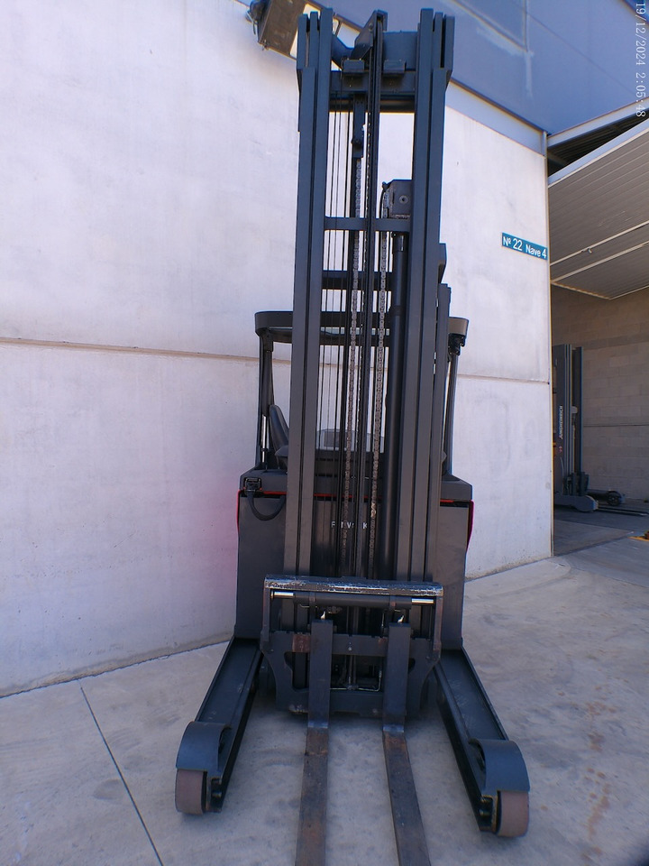 Linde R16-01 - Reach truck: picture 5 Linde R16-01 - Reach truck: picture 5
