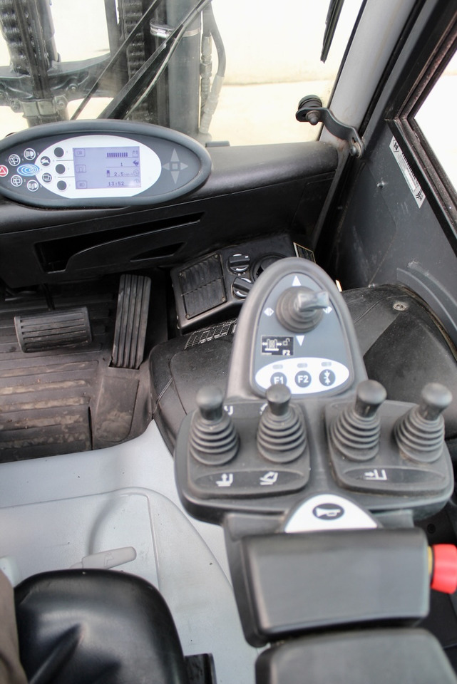 Electric forklift Still RX 60-35: picture 8 Electric forklift Still RX 60-35: picture 8