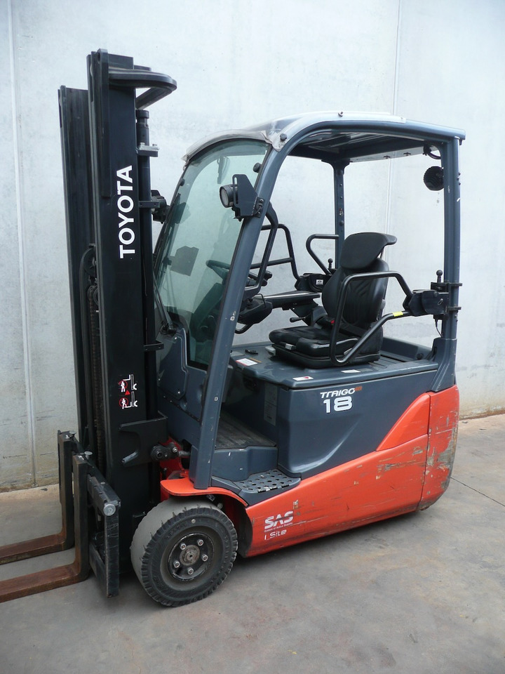 Toyota 8FBE18T - Electric forklift: picture 3 Toyota 8FBE18T - Electric forklift: picture 3
