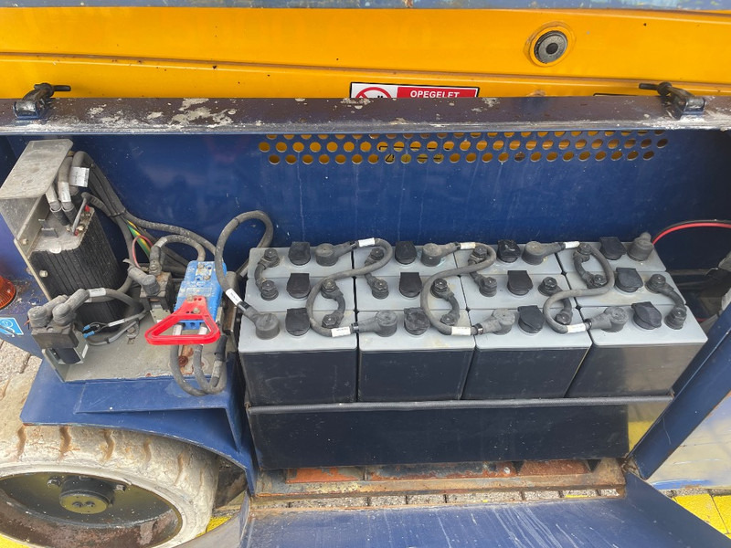 Scissor lift Iteco IT 12151: picture 18