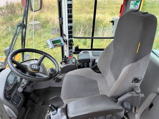 Wheel loader Volvo L 70 H: picture 16
