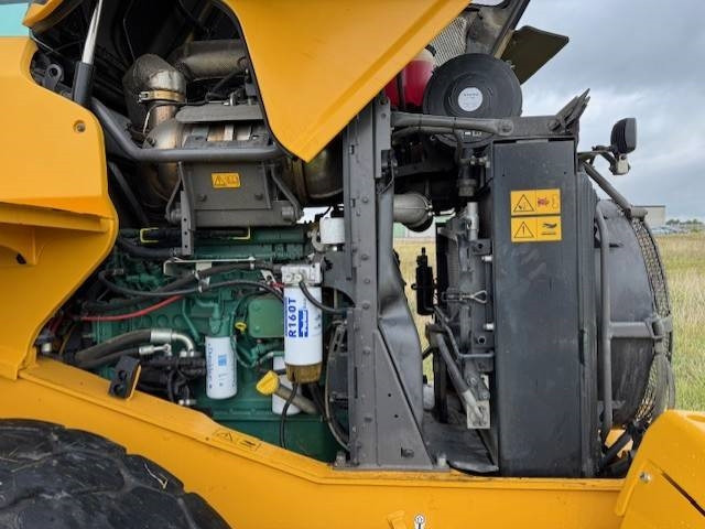 Wheel loader Volvo L 70 H: picture 13