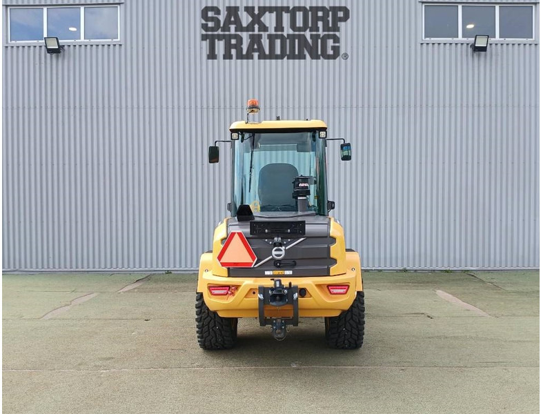 Volvo L35HT +Vikplog + Sandspridarskopa + skopa + Hydr G - Skid steer loader: picture 5 Volvo L35HT +Vikplog + Sandspridarskopa + skopa + Hydr G - Skid steer loader: picture 5