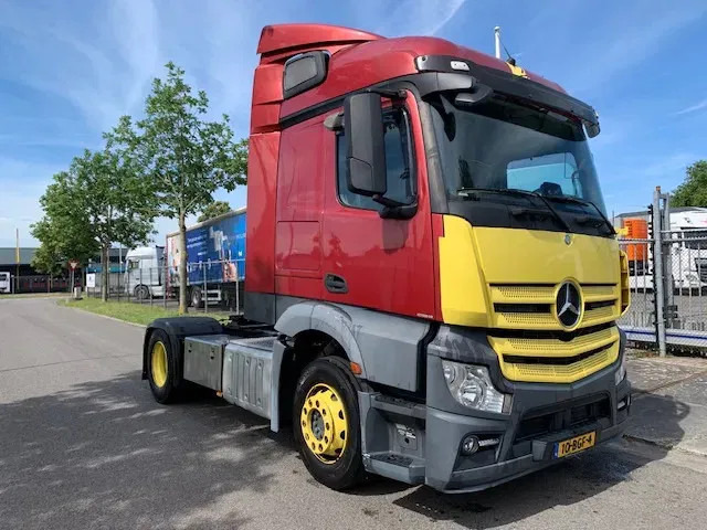 Mercedes-Benz Actros 1840 Euro 6 streamspace APK 18-12-2025 - Tractor unit: picture 3 Mercedes-Benz Actros 1840 Euro 6 streamspace APK 18-12-2025 - Tractor unit: picture 3