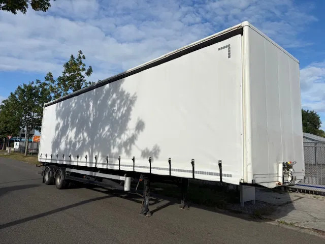 Verem 2 axle trailer combi Closed Box and curtain slider MOT 01-2026 - Closed box semi-trailer: picture 1 Verem 2 axle trailer combi Closed Box and curtain slider MOT 01-2026 - Closed box semi-trailer: picture 1