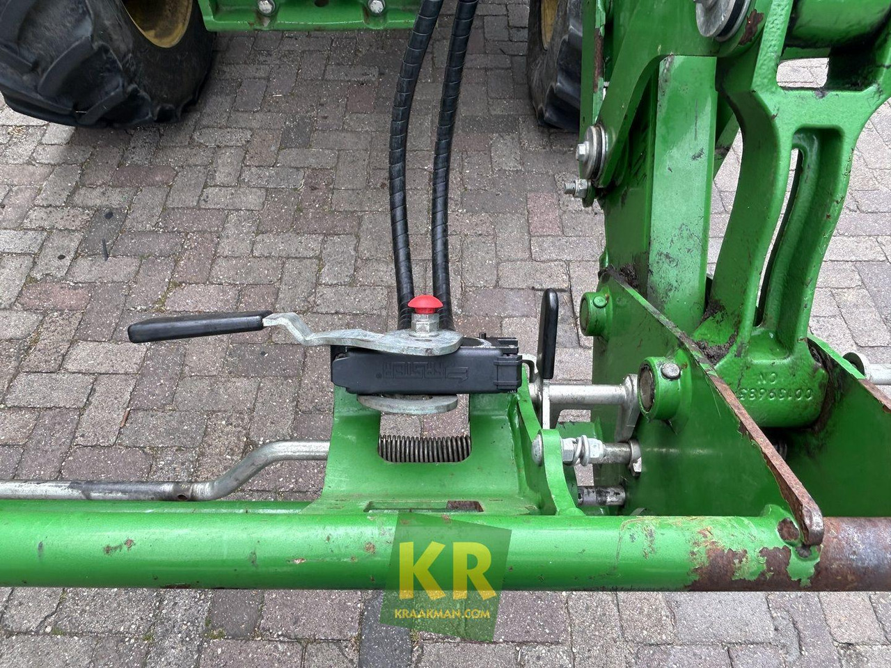 Farm tractor 5090R John Deere: picture 12