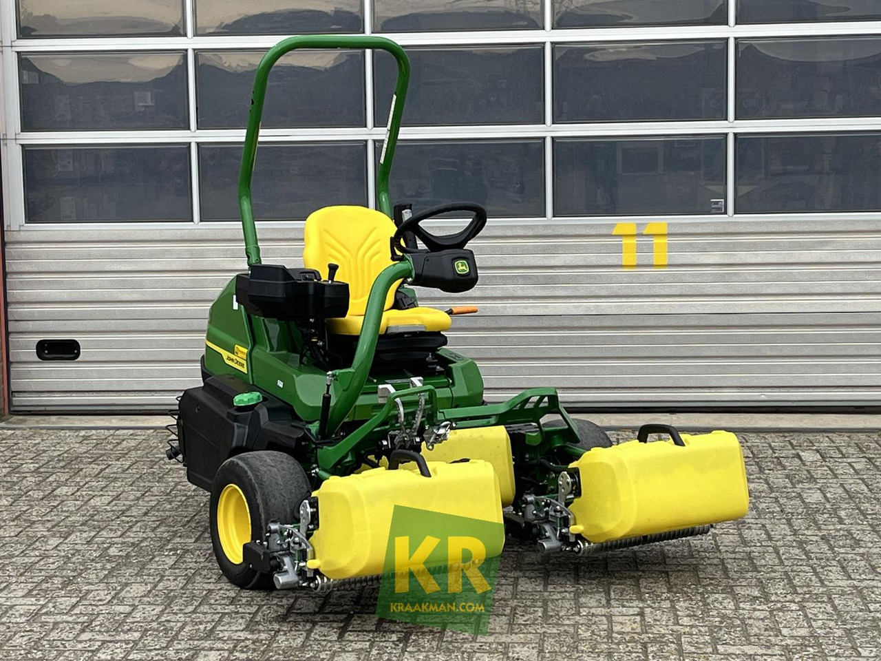 John Deere 2750 E-CUT HYBRID - Garden mower: picture 1 John Deere 2750 E-CUT HYBRID - Garden mower: picture 1
