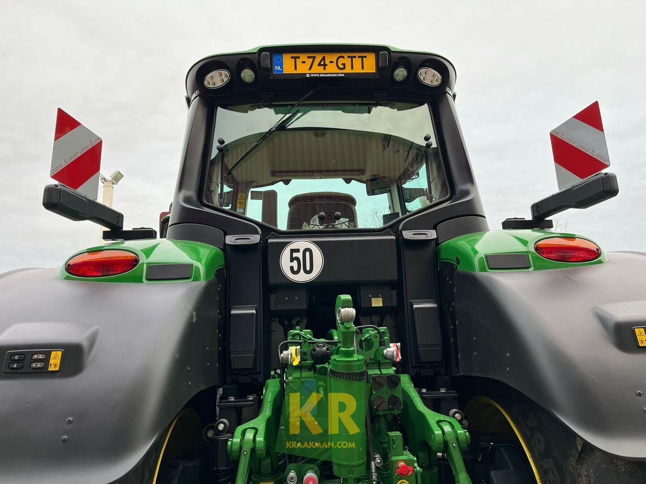 New Farm tractor John Deere 6M 250: picture 6