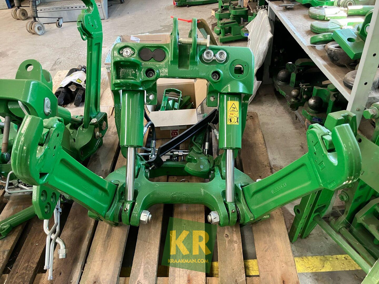 John Deere Ultimate 40kN fronthef - Front loader for tractor: picture 1 John Deere Ultimate 40kN fronthef - Front loader for tractor: picture 1
