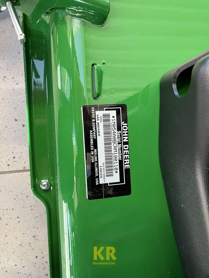 John Deere X590 - Garden mower: picture 1 John Deere X590 - Garden mower: picture 1