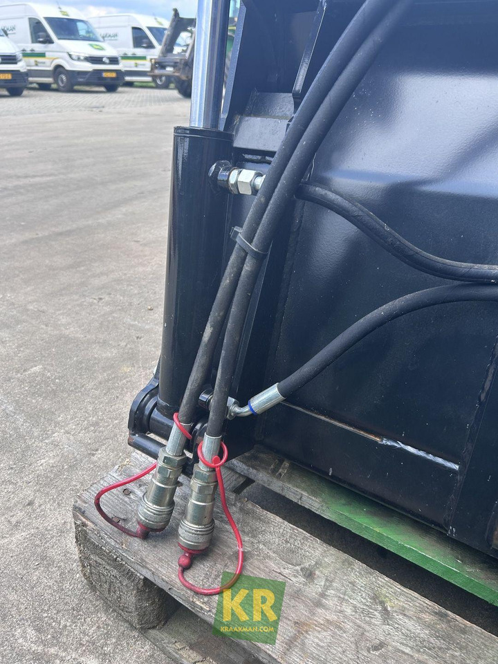 Overig Giant - Loader bucket: picture 3 Overig Giant - Loader bucket: picture 3