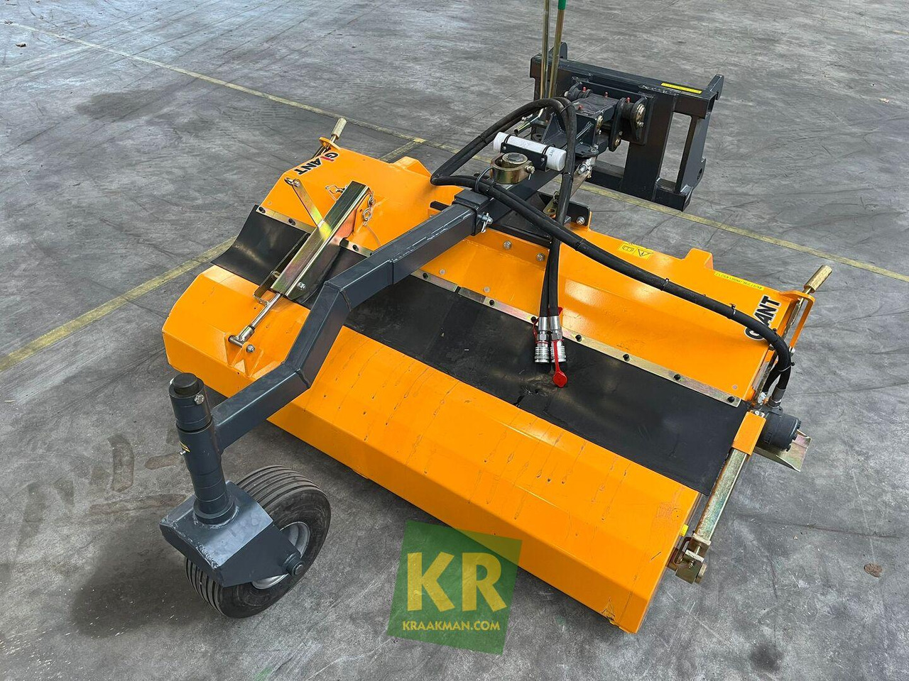 Veegmachine Giant - Broom: picture 2 Veegmachine Giant - Broom: picture 2