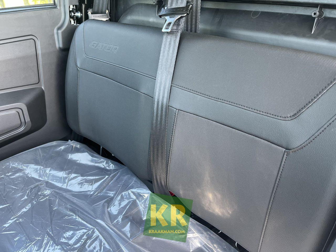 Leasing of XUV875M John Deere  XUV875M John Deere: picture 8 Leasing of XUV875M John Deere  XUV875M John Deere: picture 8